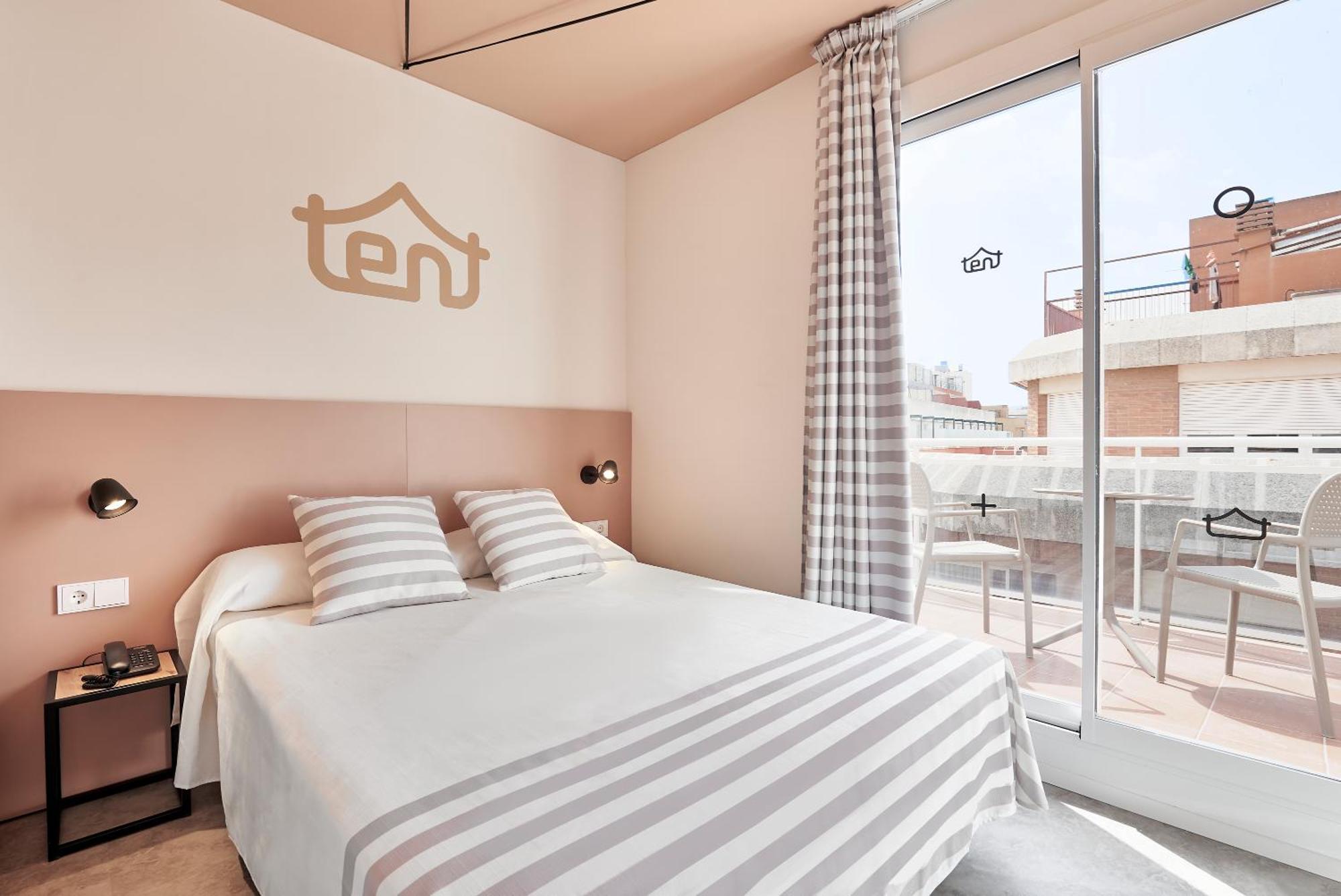 Hotel Tent 2*